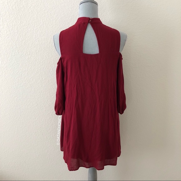 A.U.W. Elbow Cold Shoulder Dress - Picture 3 of 4